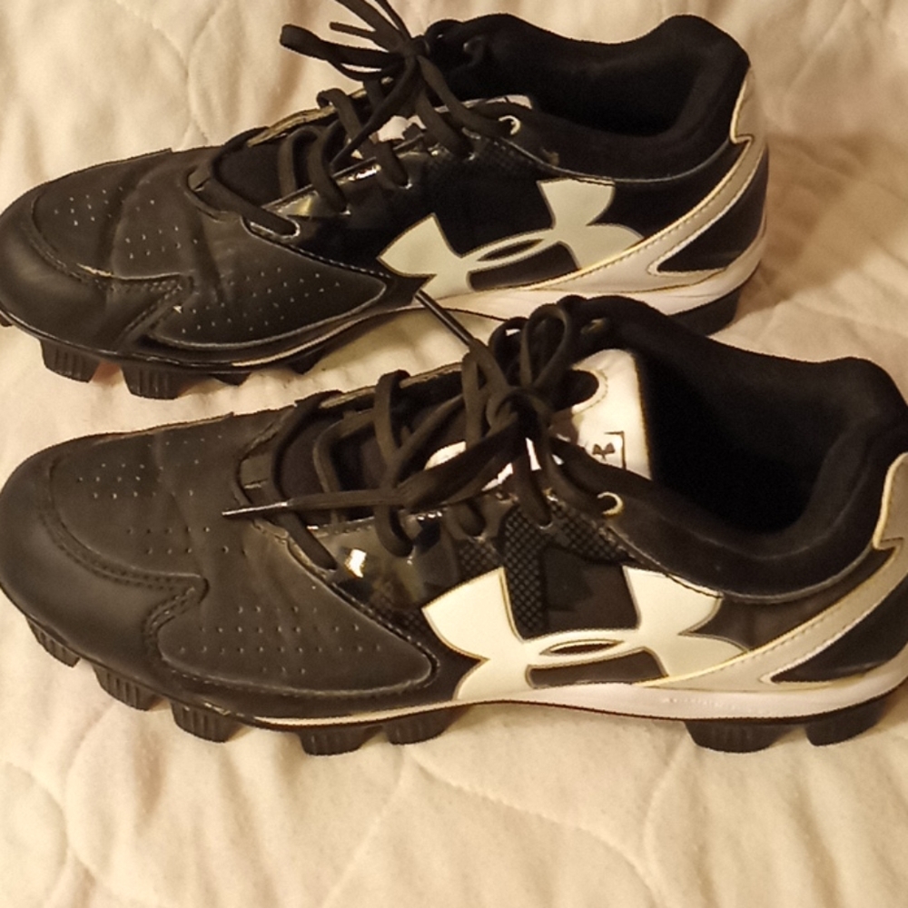 Underarmour cleats